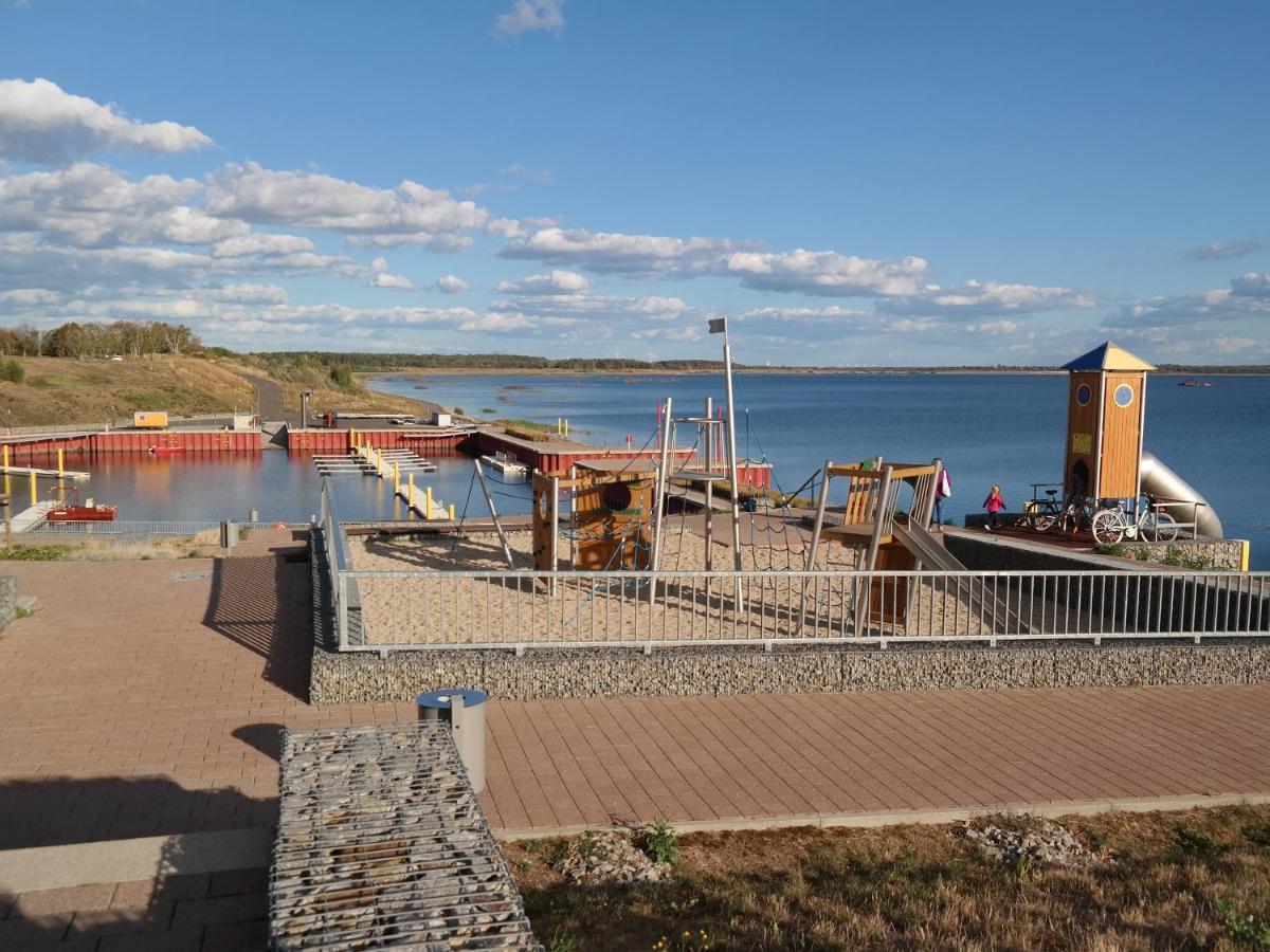 Ferienwohnung Seenland Grossraeschen Exterior foto